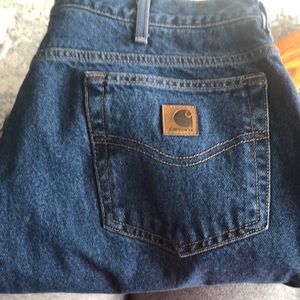 Men’s 38x32 Carhart relaxed fit, straight leg fleece lined jeans BNWT
